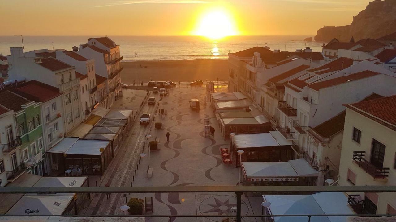 Solar Dos Carvalhos - Apartamentos De Turismo Nazaré Esterno foto